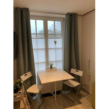With 0 Bedrooms Böhl